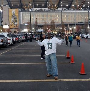 Meet your Posher, Derrick